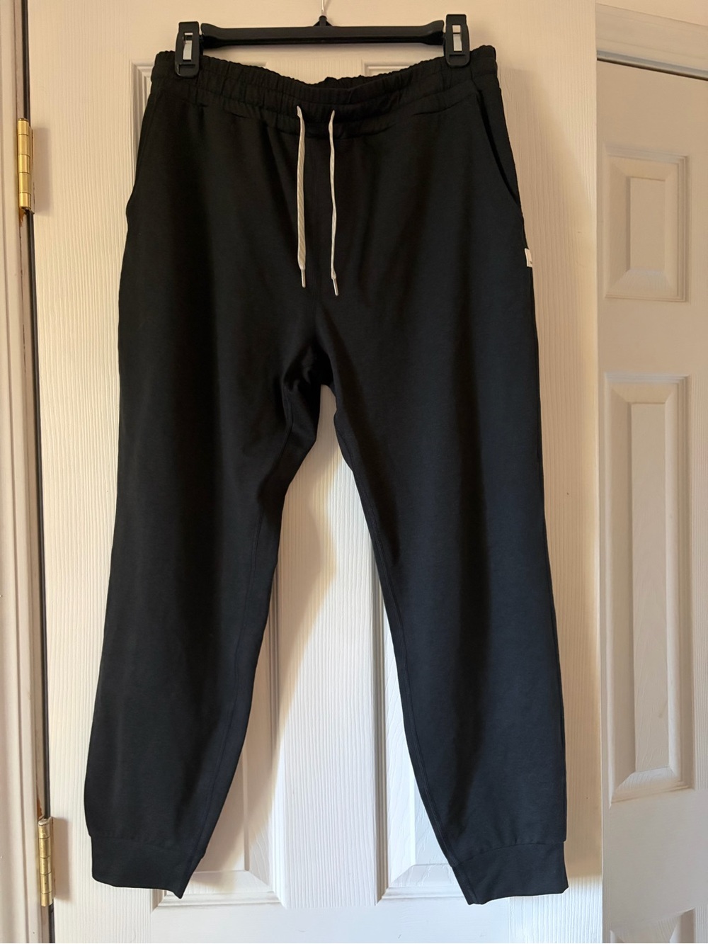 Vuori Women’s Performance Jogger Pants